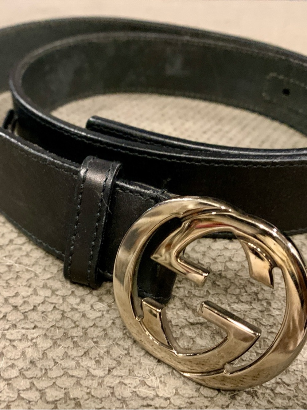 Gucci Black Leather Belt with Silver Double G Buckle 32